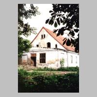 065-1014 Das Gutshaus in Heinrichshof von der Parkseite gesehen im Jahre 1997 .jpg